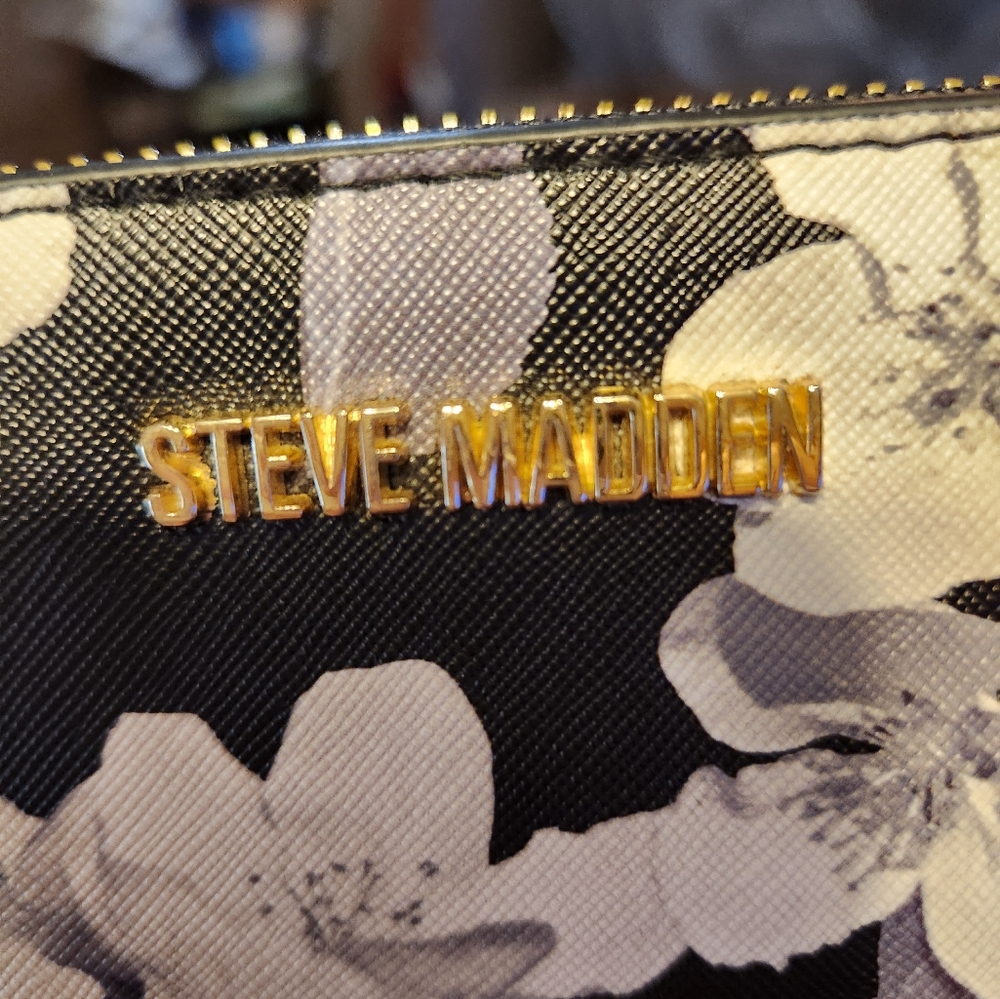 Steve Madden shoulder bag